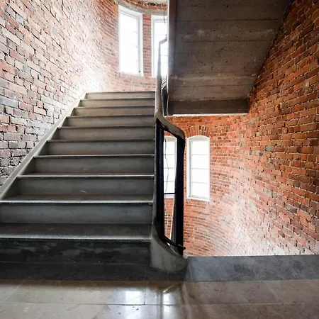 Daire Kosciuszki Street Studio
